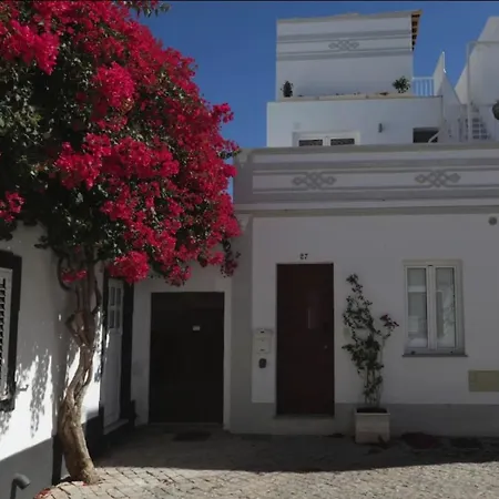 Bouganvilia House *