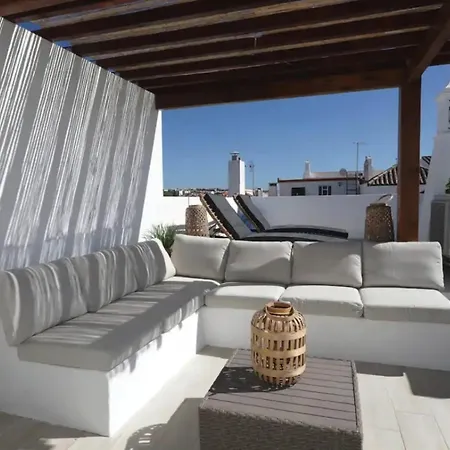Bouganvilia House Tavira