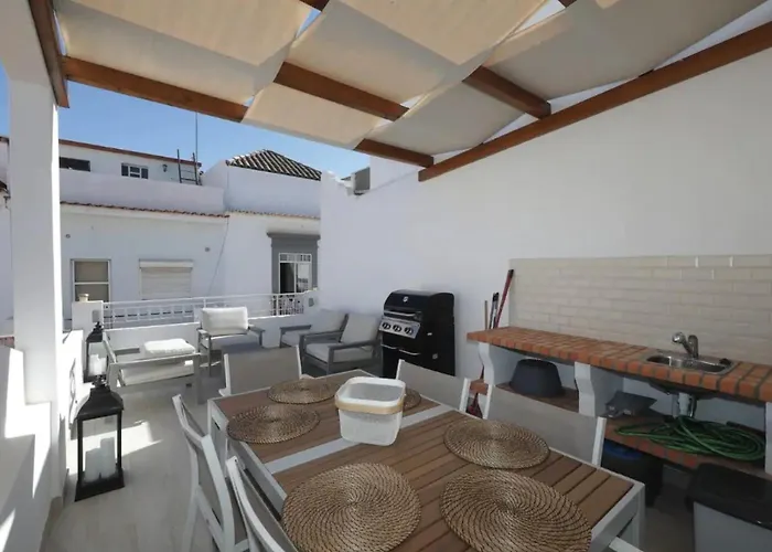 Сasa de vacaciones Bougainvillea House *