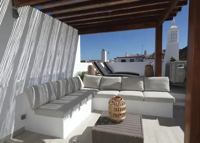 Bougainvillea House Tavira