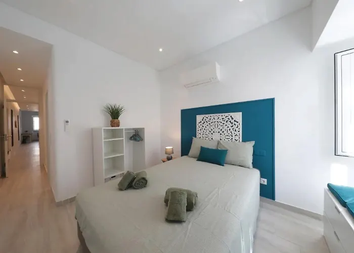 Vakantiehuis Bougainvillea House *