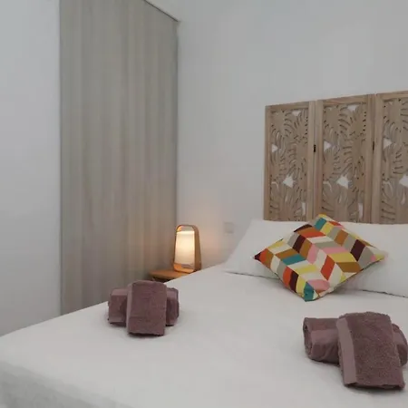 Bougainvillea House 度假居